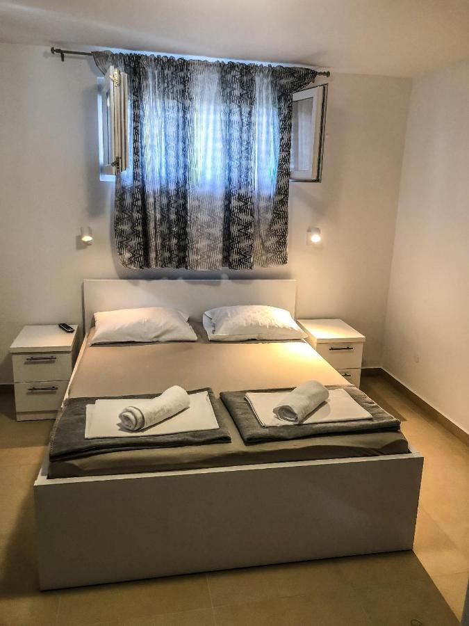 Guesthouse Kod Irene Gradac  Eksteriør bilde