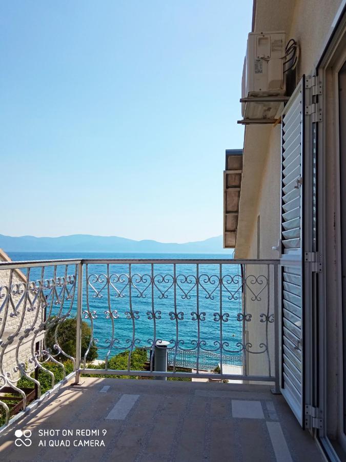 Guesthouse Kod Irene Gradac  Eksteriør bilde
