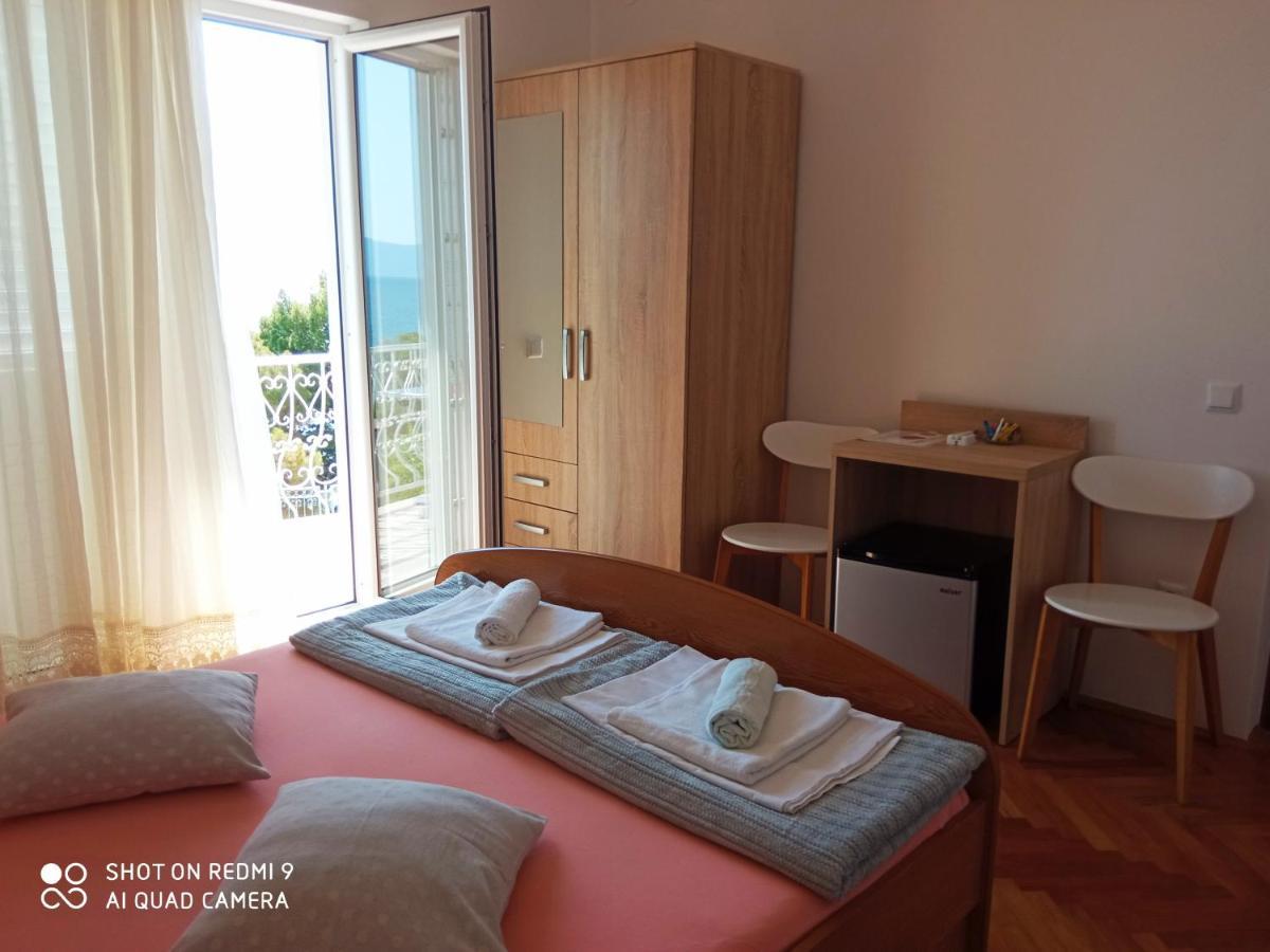 Guesthouse Kod Irene Gradac  Eksteriør bilde