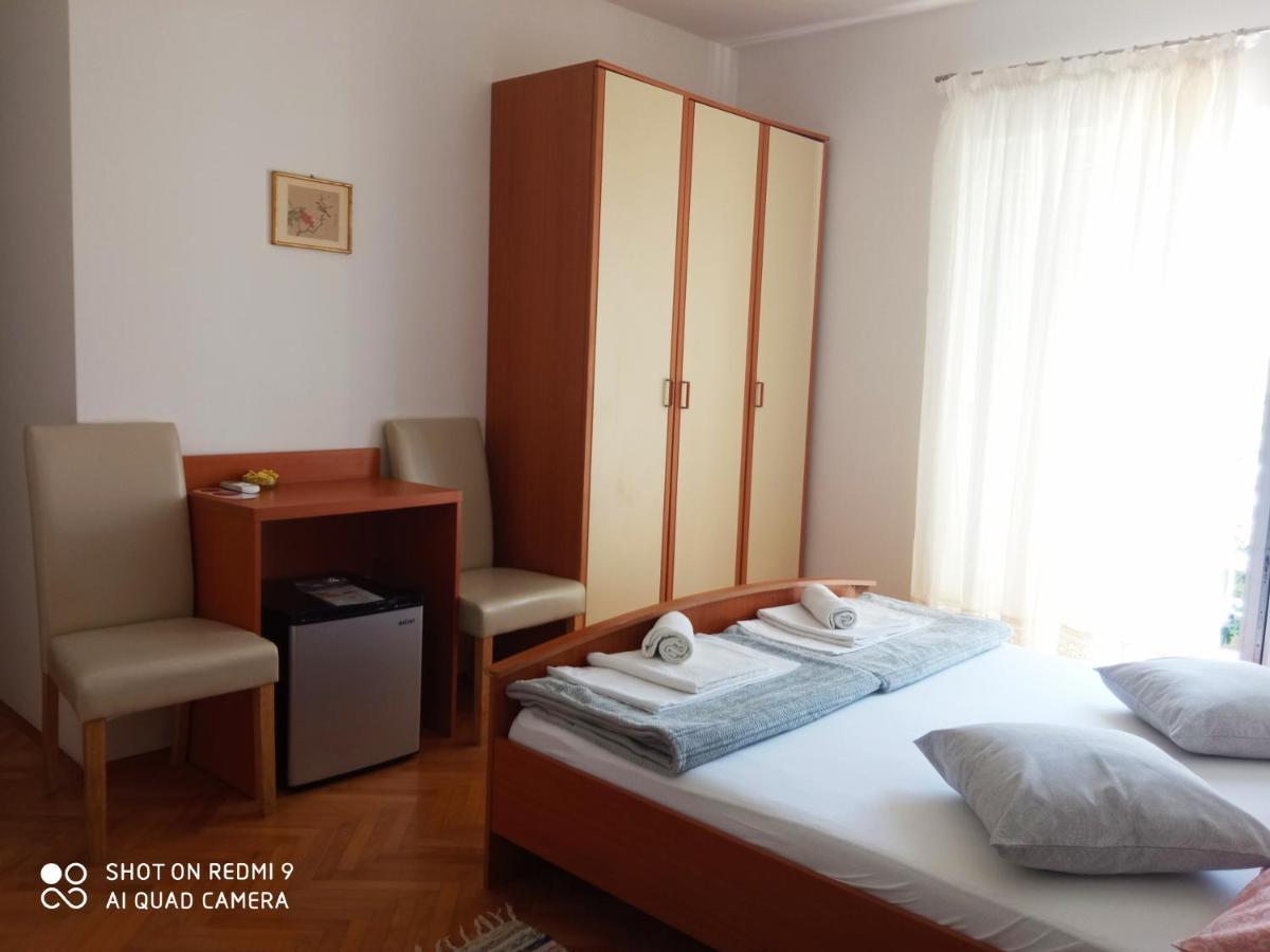 Guesthouse Kod Irene Gradac  Eksteriør bilde