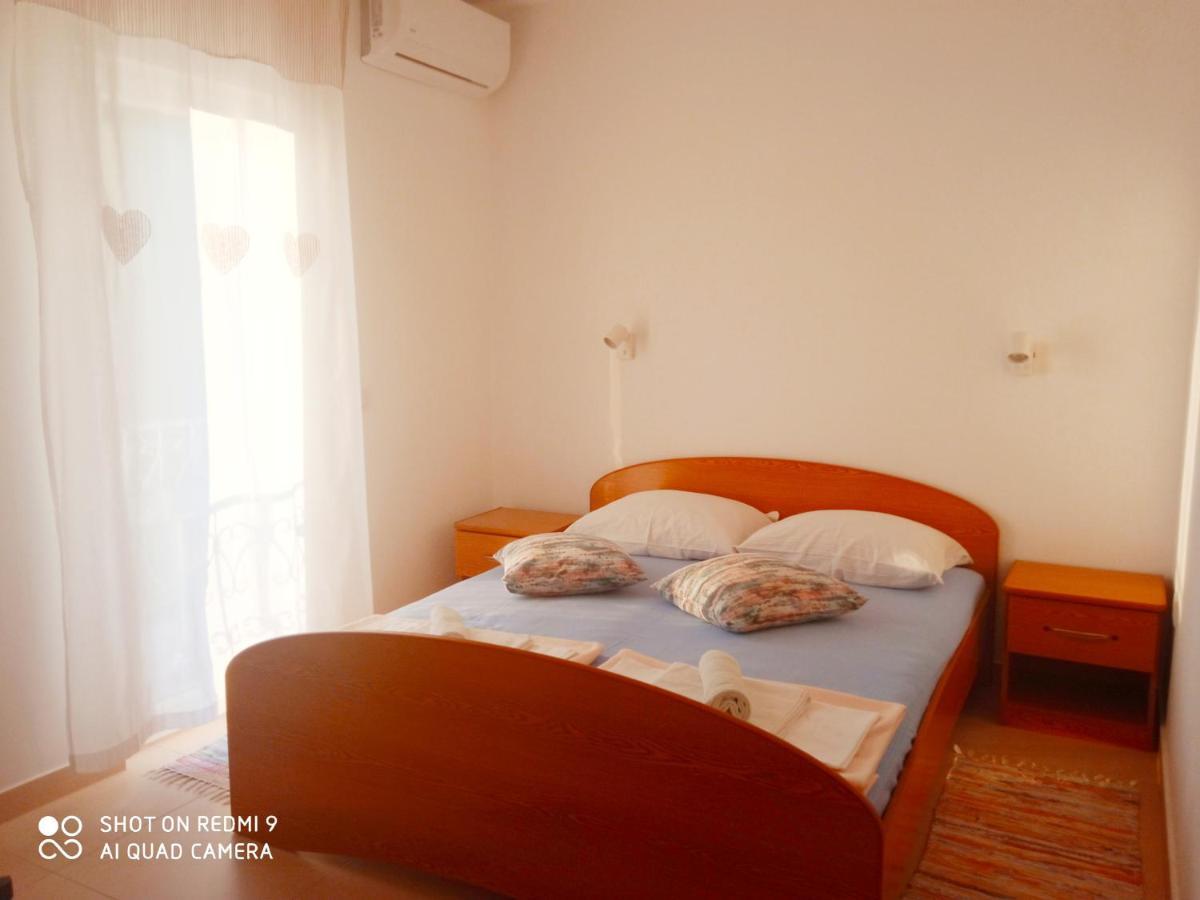 Guesthouse Kod Irene Gradac  Eksteriør bilde