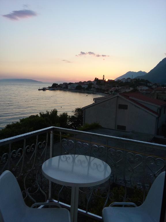 Guesthouse Kod Irene Gradac  Eksteriør bilde